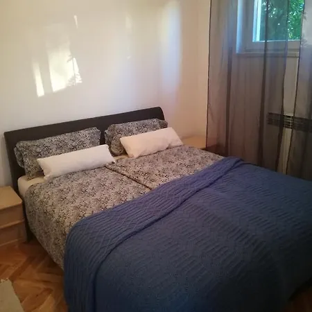 Monte Apartment *